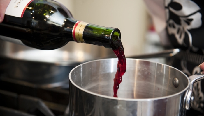 Красное вино для маринада